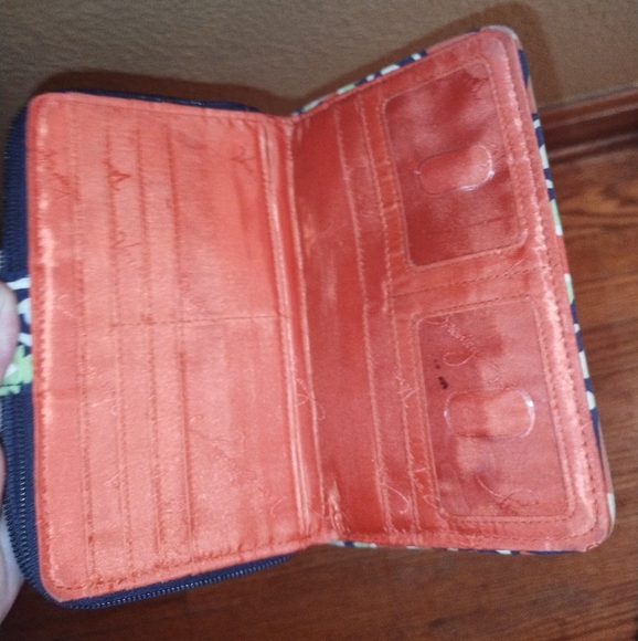 Vera Bradley large Wallet - Picture 2 of 4